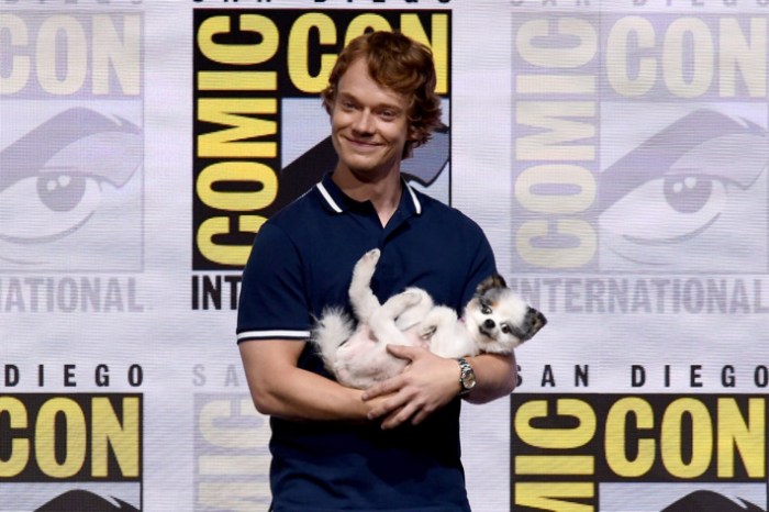 21-alfie-allen-game-of-thrones-comic-con.w710.h473
